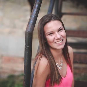 Meet your Posher, Hannah